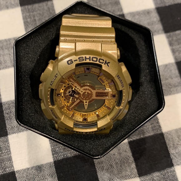Men’s Casio G-Shock Gold Analog Digital Resin Watch GA-110 - Picture 3 of 14